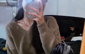 女孩的下水道堵了你能帮我疏通吗？