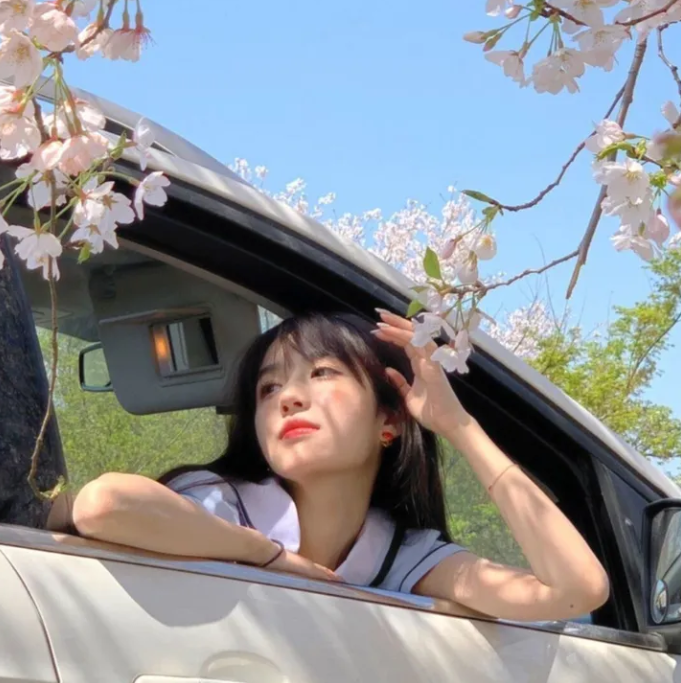 菠萝蜜亏亏的视频带疼痛声的是一段充满情感和故事的视频