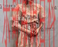 林志玲现身机场变俏皮小姑娘 林志玲昔日雷人秀场照曝光缩略图
